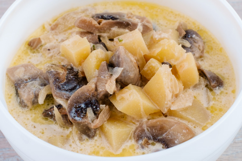 Грибной суп со сливками - французская кухня - KUMIR