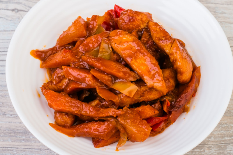 Курица в кисло-сладком соусе по-китайски - KUMIR