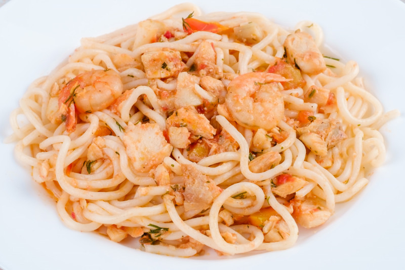 Спагетти с морепродуктами - KUMIR