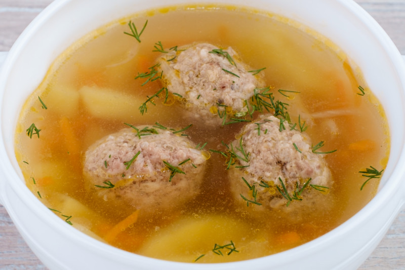 Суп картофельный с мясными фрикадельками - KUMIR